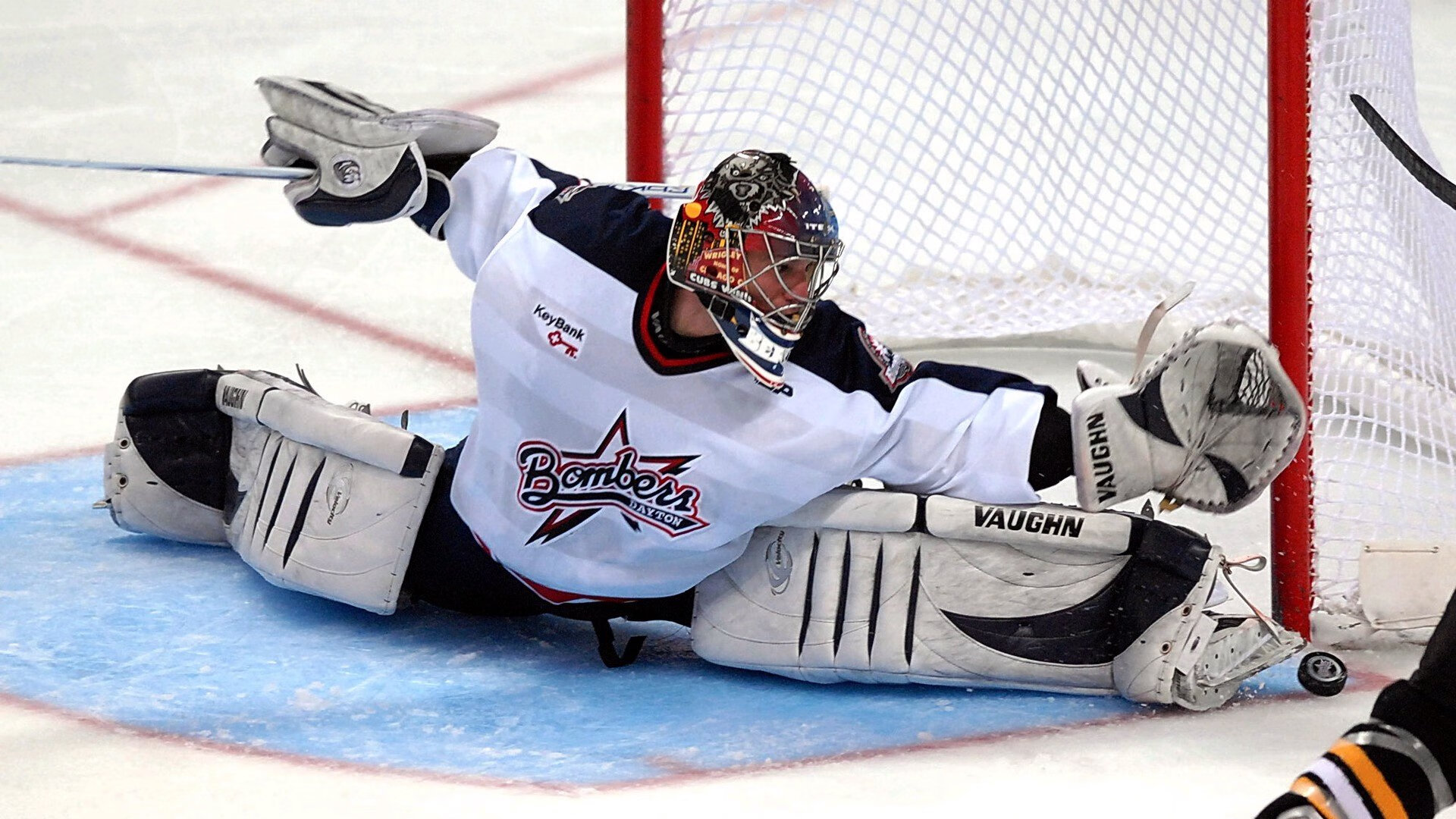 九游娱乐首页-《PUBGMobile》极限突围全球总决赛，极致操作热血沸腾！